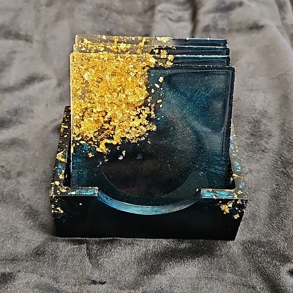Gold flake resin coaster set